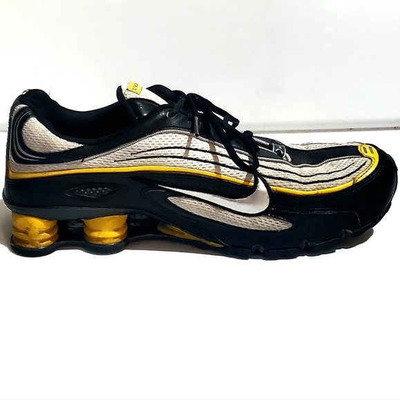 NIKE SHOX "LIVE STRONG" EDITION ATHLETIC SHOES. MENS Sz:10. GREAT CONDITION! - Picture 4 of 11
